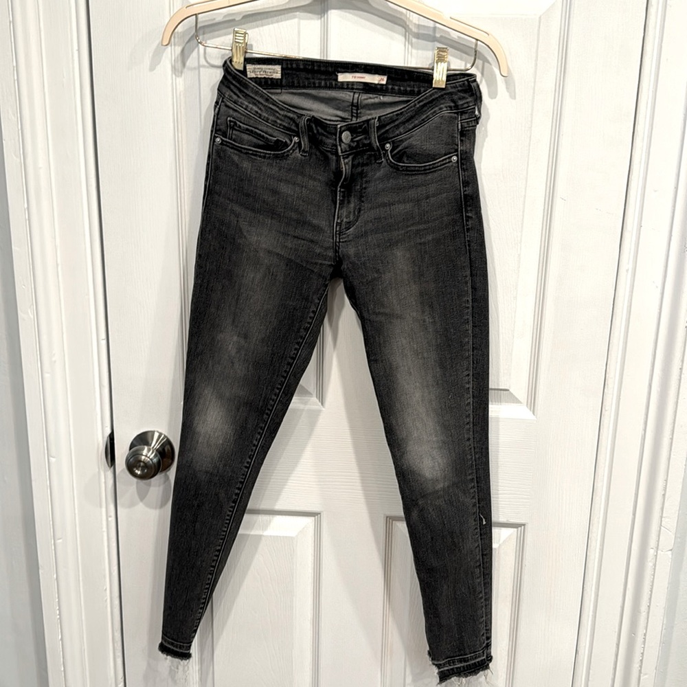 Levi’s skinny grey jeans